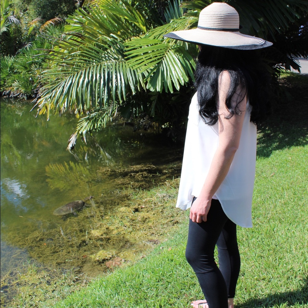 Meet your Posher, Caroline